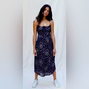 Urban Outfitters UO Kamaryn Tie-Front Midi Dress in S